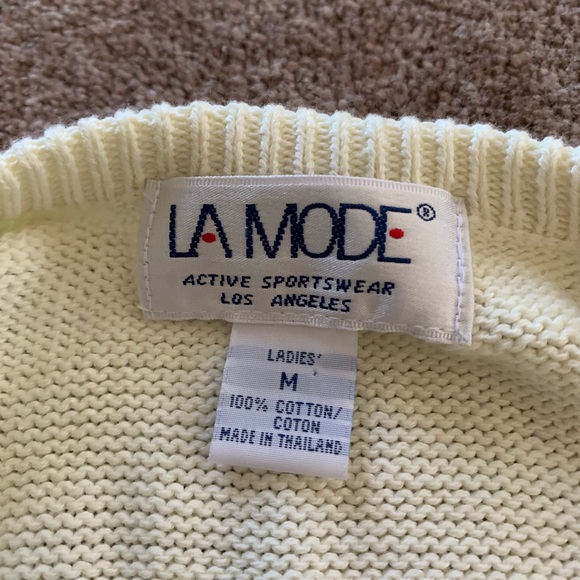 Disney sweater - Picture 3 of 3